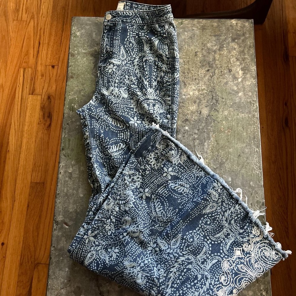 Free People Just Float on Flares